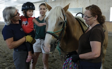 WindReach Farm therapeutic riding session. Photo by Barbara Howe